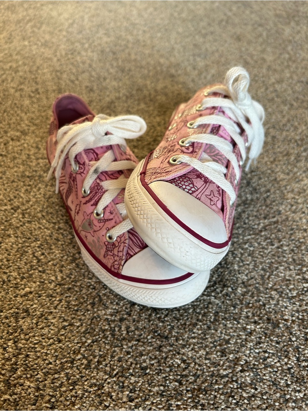 Converse Pink Low Top Canvas Girl’s Sneakers with White Laces - Picture 2 of 6